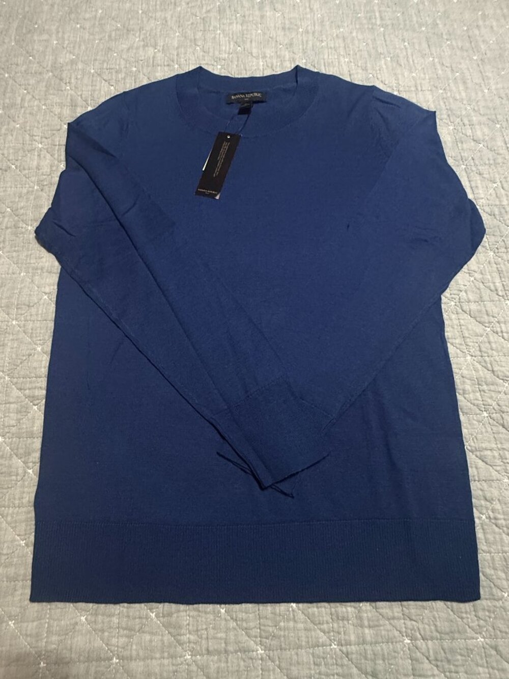 BANANA REPUBLIC FOREVER YARN WOMEN'S BLUE SWEATER SZ M